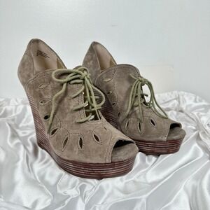 Seychelles Suede Wedge Heels Peep Toe Lace Up Cutout‎ Design Size 9